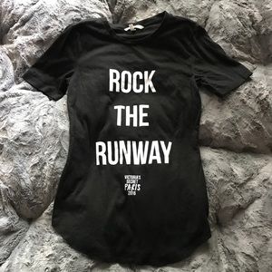 Victoria's Secret Runway T-Shirt XS / S NWOT
